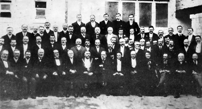 1904 Re-union Group